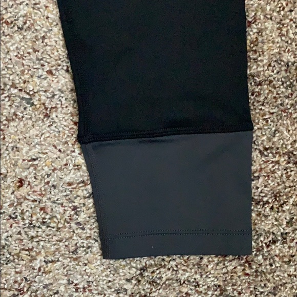 Nike Dri-Fit crop leggings, small - Picture 3 of 9